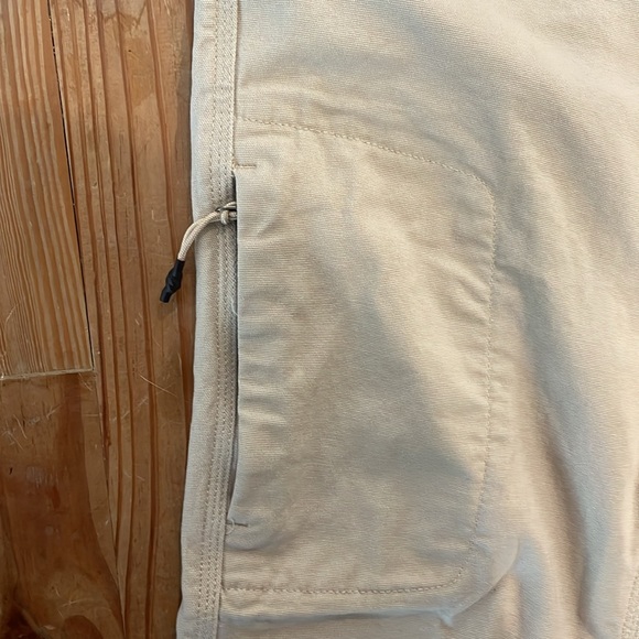 Mountain Khakis 30x32 - Picture 2 of 6